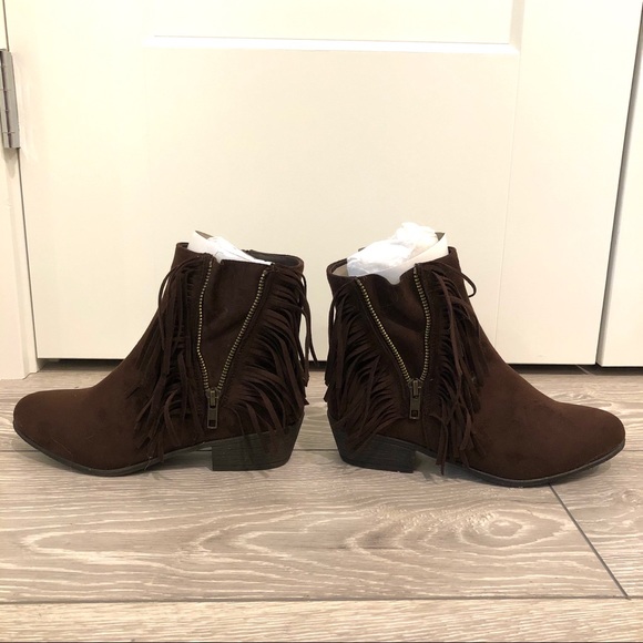 JustFab Never Worn - Brown boots with tassel - Picture 3 of 3